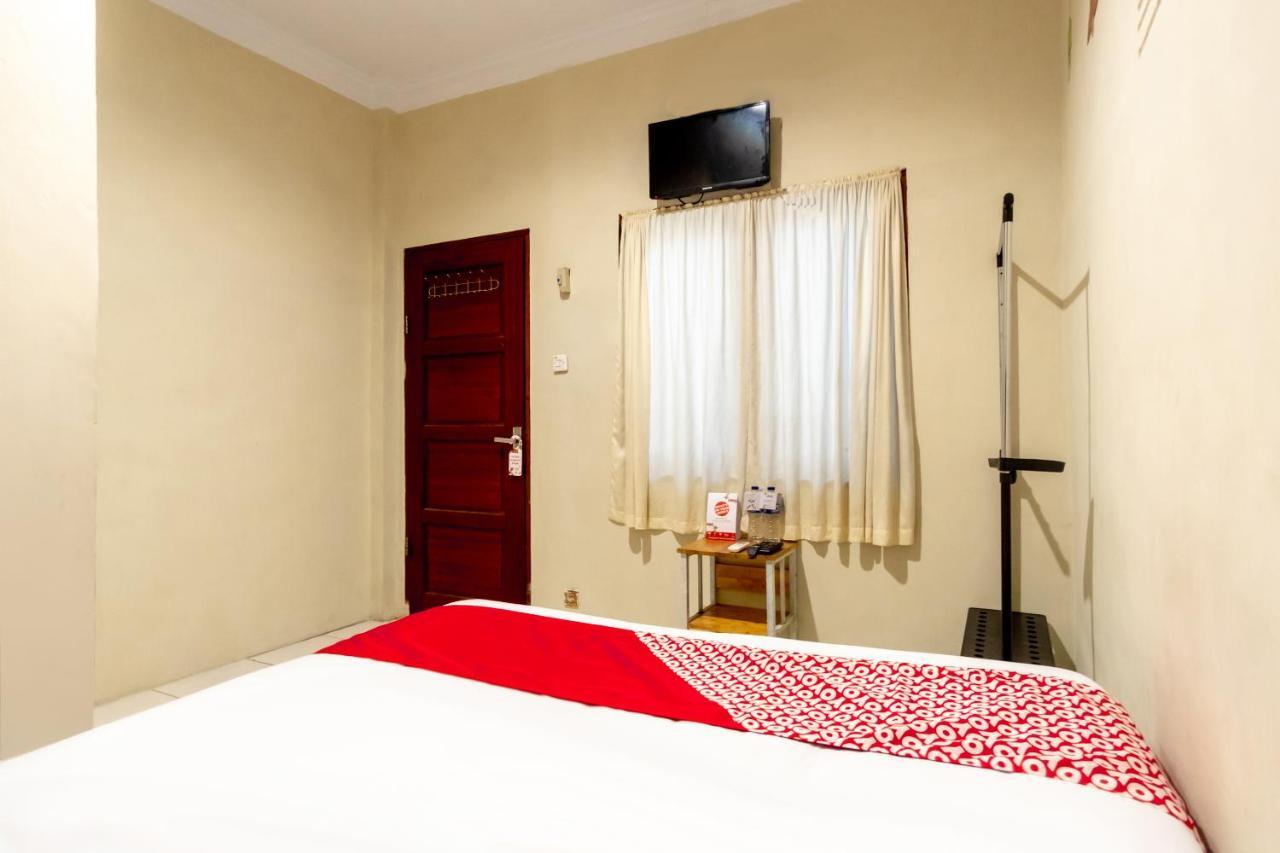 Hotel Oyo 2076 Oxy Art Boarding House